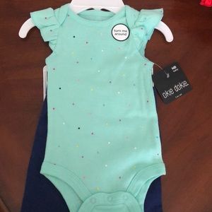 Newborn onesie+pants